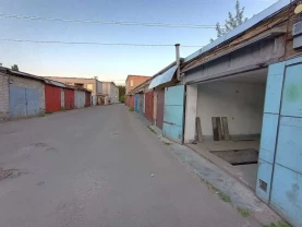 окремий гараж Київ, Деснянський, Крайня 13