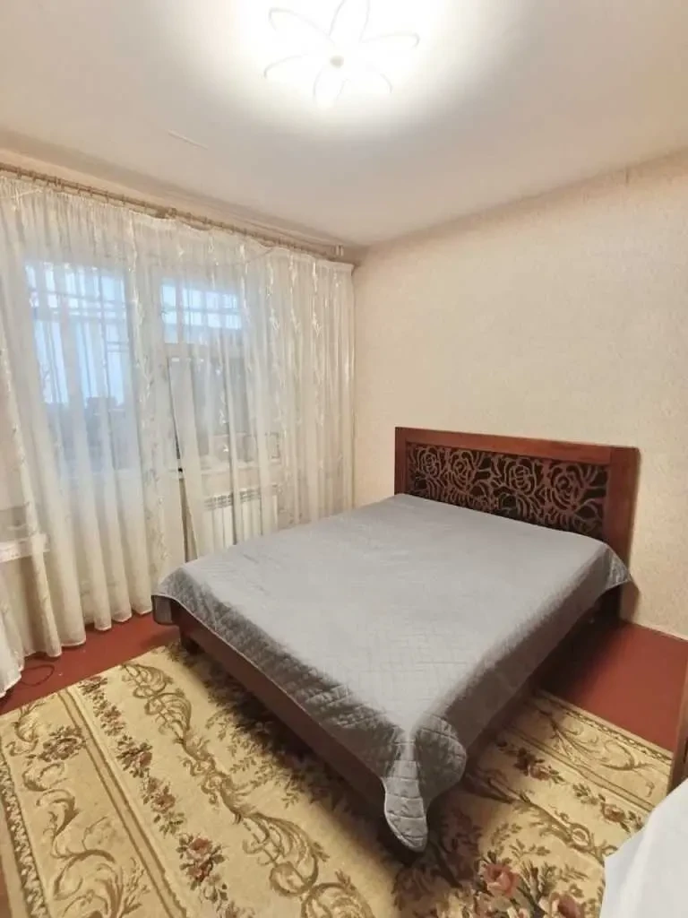 3-к квартира Броварський, Бровари, Чорних Запорожців 68 3