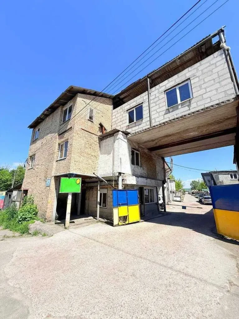 торгові площі Київ, Подільський, Сирецька 39 2