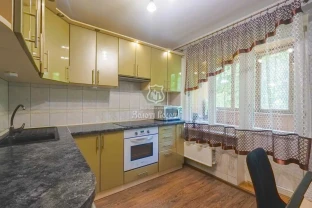 3-к квартира Київ, Святошинський, Академіка Корольова 12і