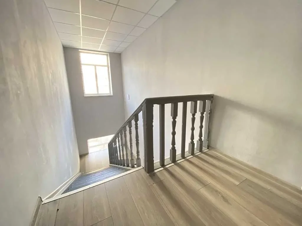 офісне приміщення Київ, Шевченківський, Дмитрівська 35 9