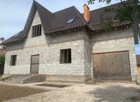 6-к будинок Фастівський, Крушинка, Яблунева 6