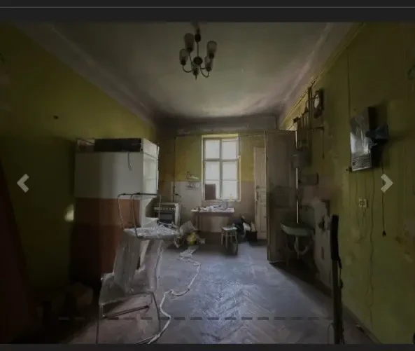 Продаж 2-кім. квартири 42 м.кв., в. комп. Лисенка 3