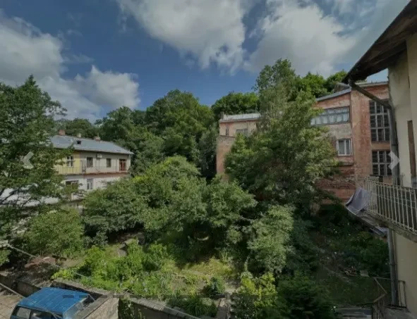 Продаж 2-кім. квартири 42 м.кв., в. комп. Лисенка 7