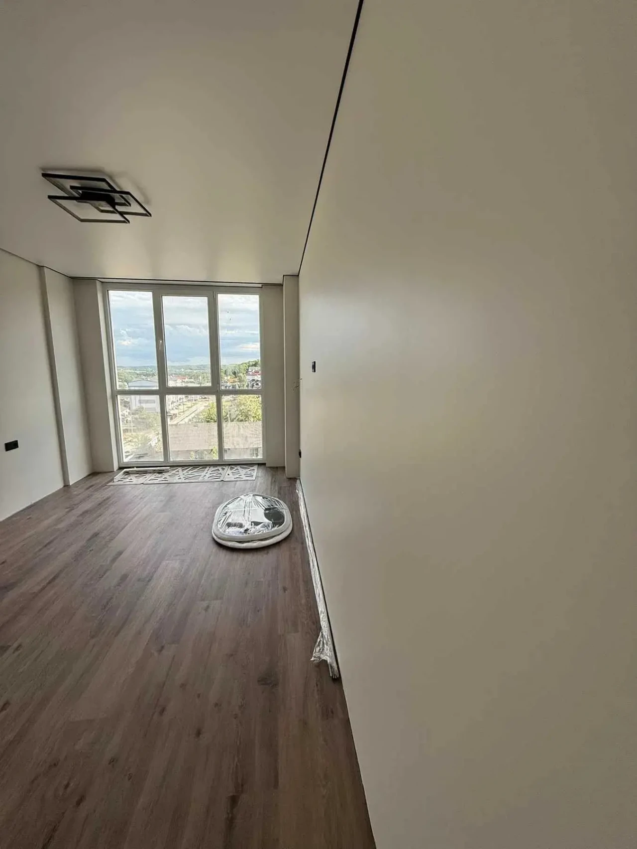 Продаж 1-кімнатна з ремонтом 45/11/20м ЖК ПАРУС COMFORT Винники 86000$ 2