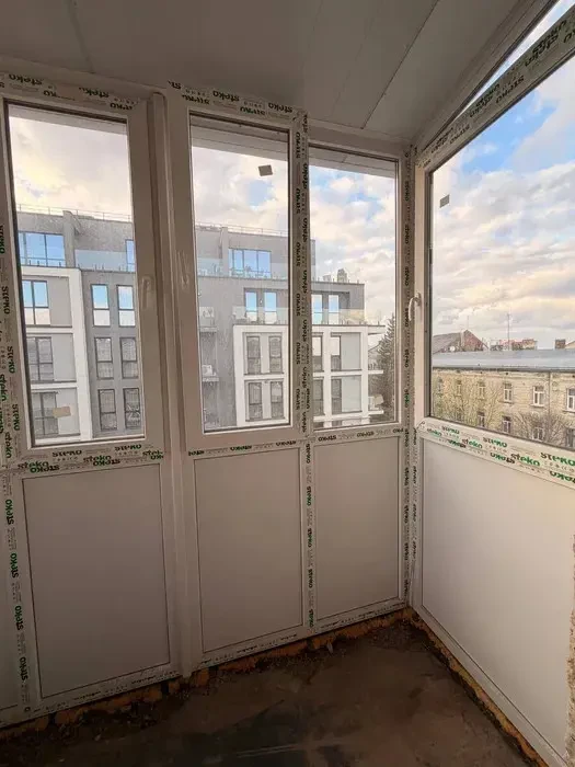 Продаж 2-кім. квартири 55 м.кв., в. М. Вовчка 3