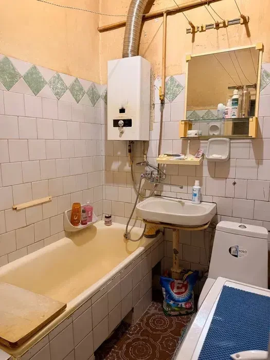 Продаж 2-кім. квартири 55 м.кв., в. М. Вовчка 6