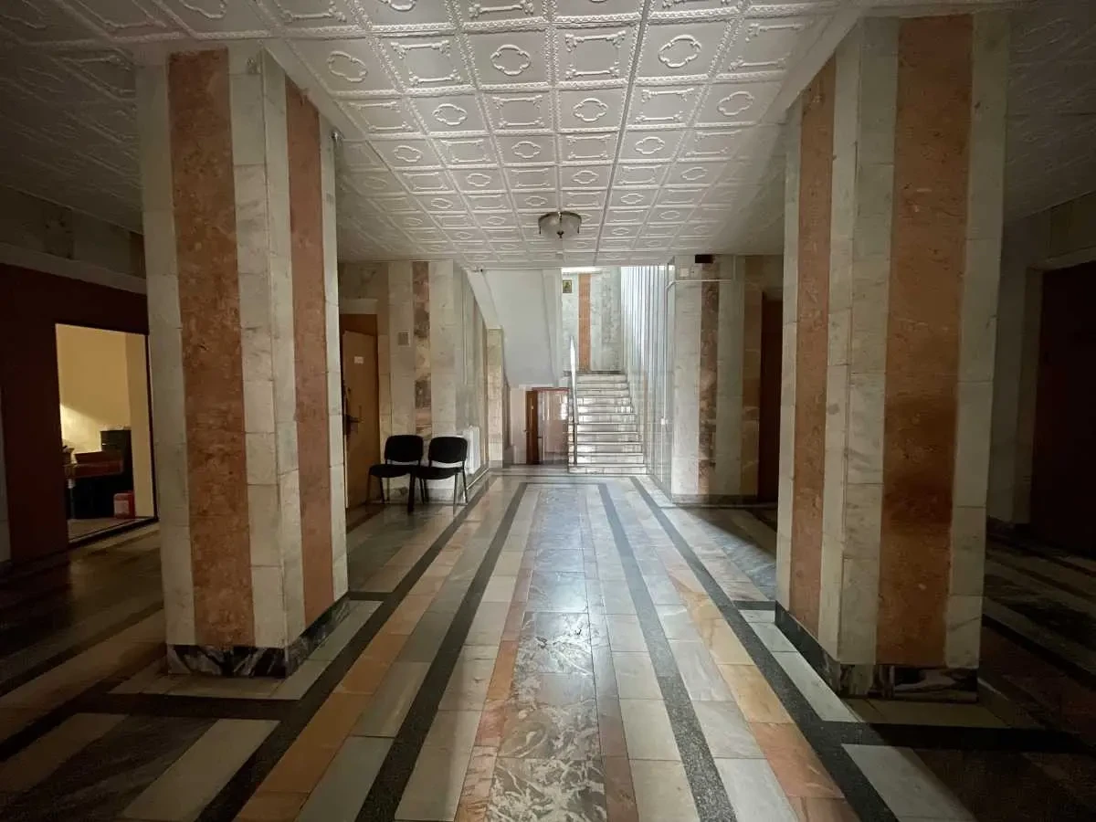 об’єкт сфери послуг Броварський, Требухів, броварська 1а 5