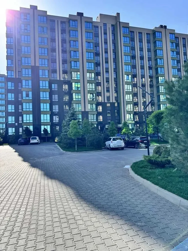 2-к квартира Бучанський, Софіївська Борщагівка, Героїв Небесної Сотн.. 14