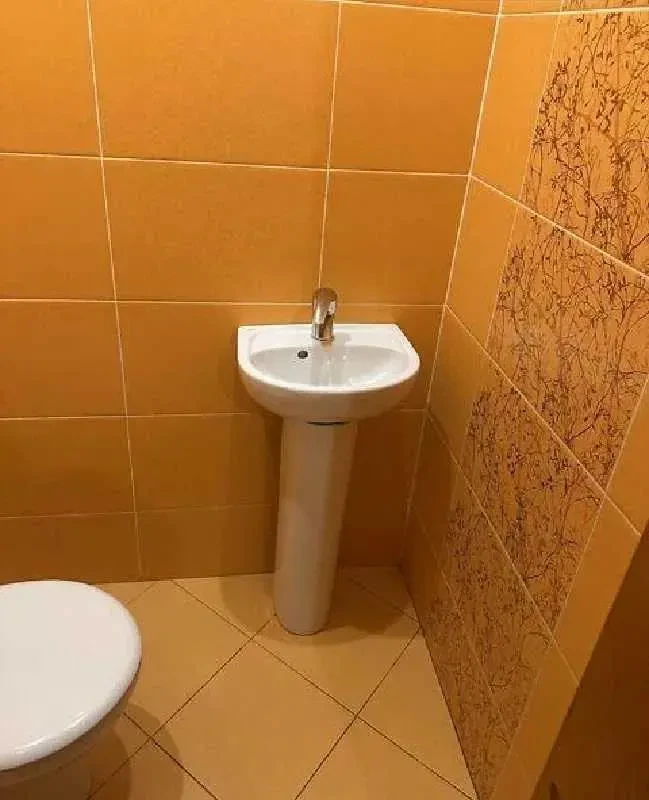 Продаж 2-кім квартири 61 м.кв., Винники вул В. Івасюка 104999$ 6