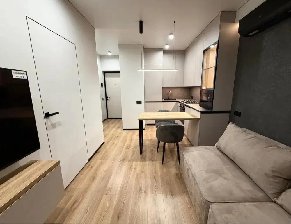 Продаж 1-кім. квартира 36 м.кв. ЖК Авалон Холідей 109999$ 3