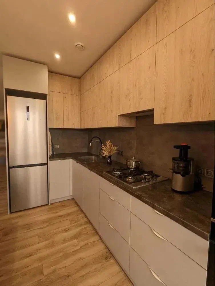 Продаж 2-кім. квартира з ремонтом 81 м.кв ЖК Галицький Лев 159999$ 3