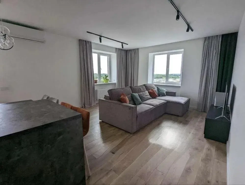 Продаж 2-кім. квартира з ремонтом 81 м.кв ЖК Галицький Лев 159999$ 5