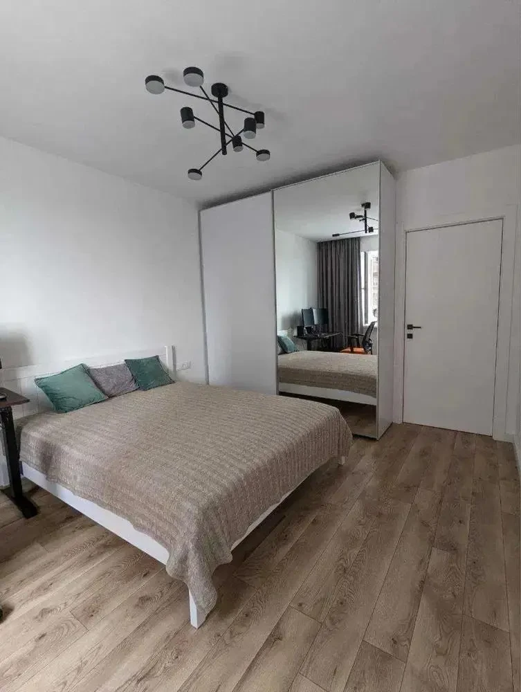 Продаж 2-кім. квартира з ремонтом 81 м.кв ЖК Галицький Лев 159999$ 8