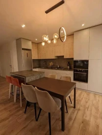 Продаж 2-кім. квартира з ремонтом 81 м.кв ЖК Галицький Лев 159999$