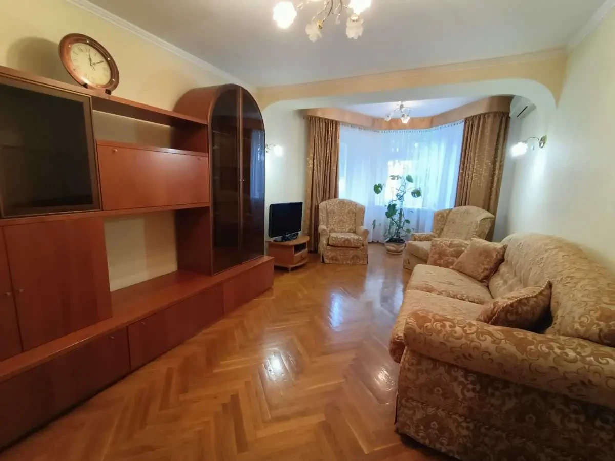 4-к квартира Київ, Шевченківський, Тургенєвська 16 3