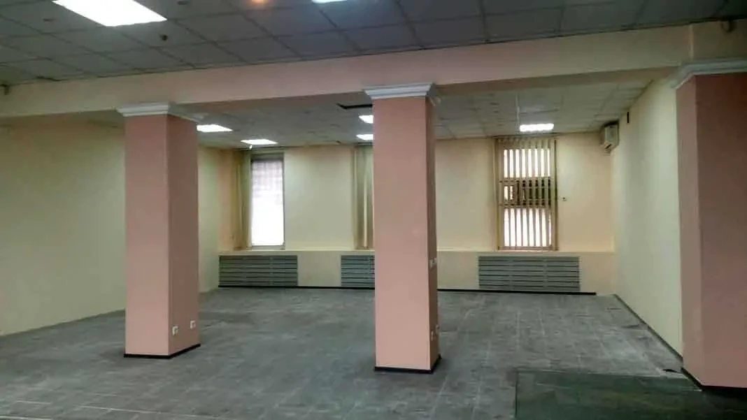 торгові площі Київ, Дніпровський, Юрія Гагаріна 9 5
