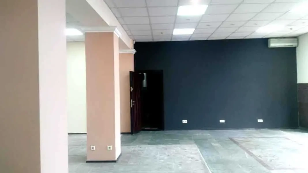 торгові площі Київ, Дніпровський, Юрія Гагаріна 9 6