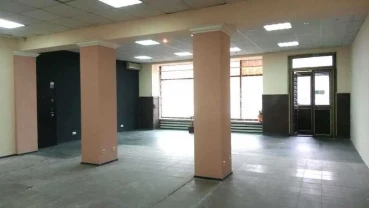 торгові площі Київ, Дніпровський, Юрія Гагаріна 9