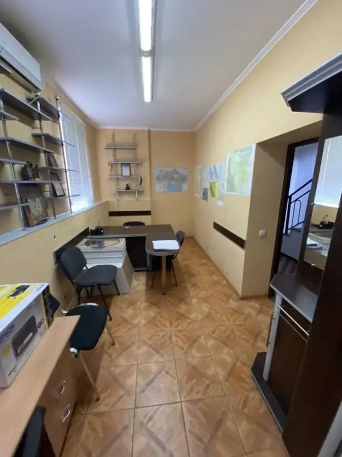склади Борислав, Братів Лисиків 3
