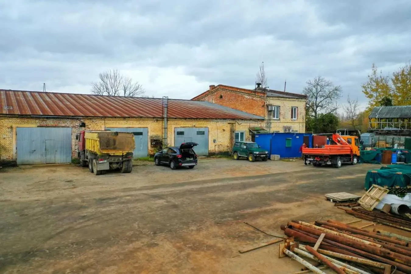 склади Борислав, Братів Лисиків 22