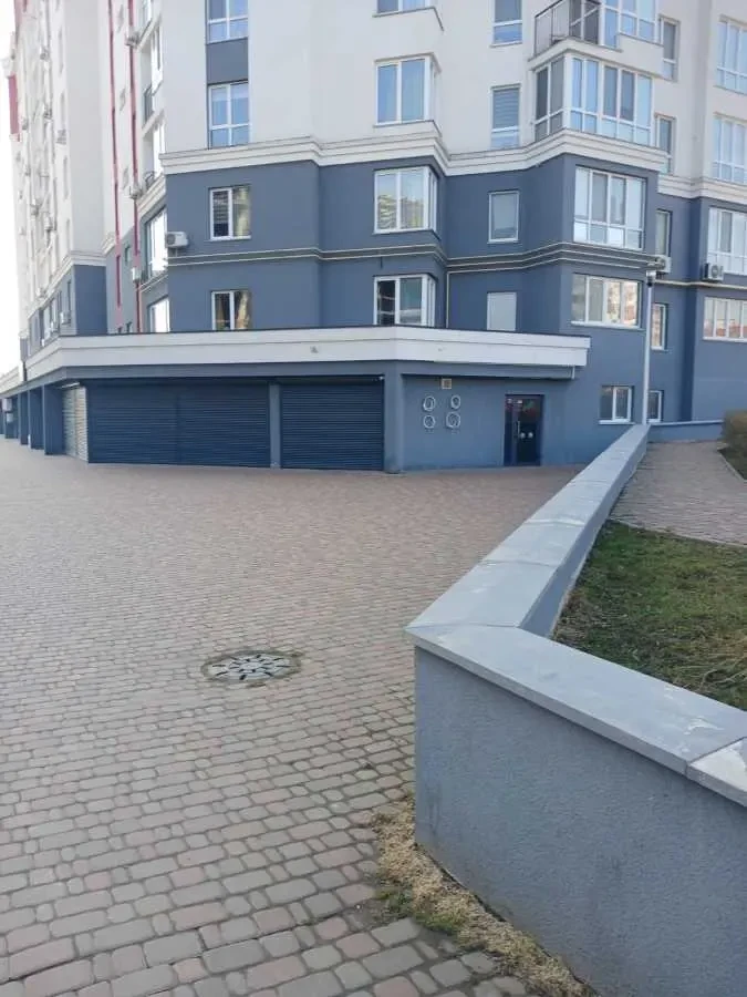 торгові площі Бучанський, Крюківщина, Єдностi 5 9