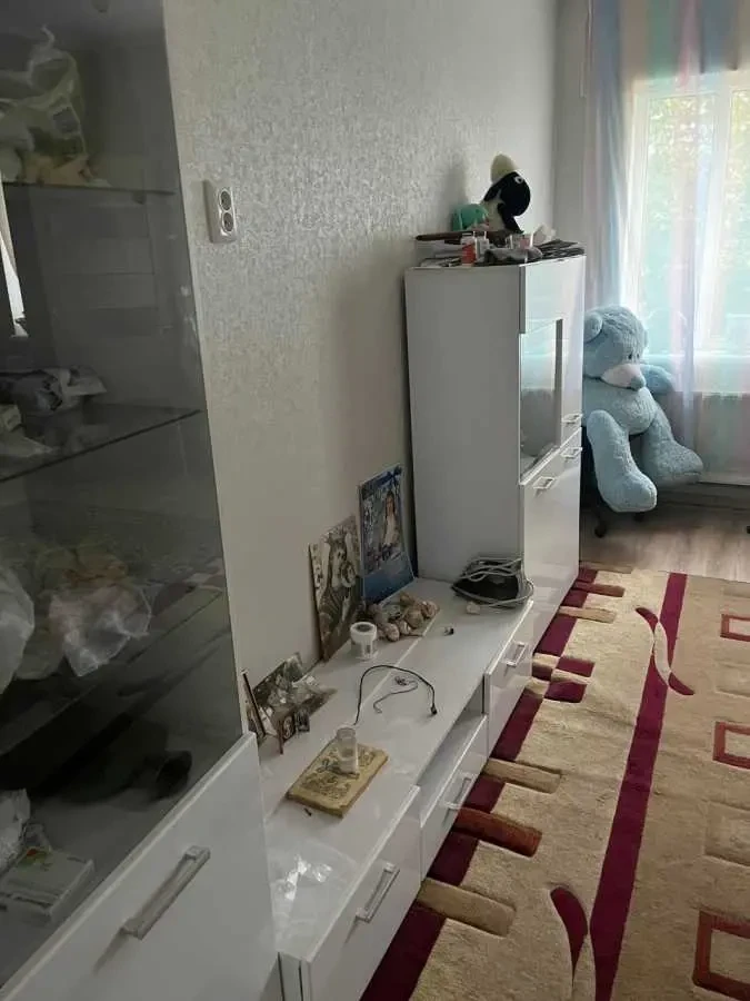 4-к будинок Кам`янське, Південний, Осіння 13