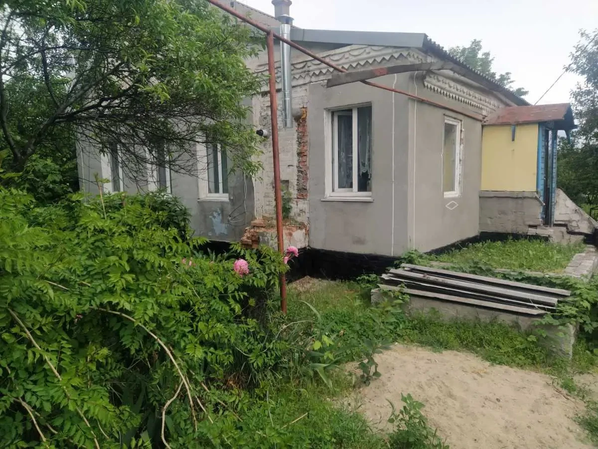 4-к будинок Кам`янське, Південний, Осіння 6
