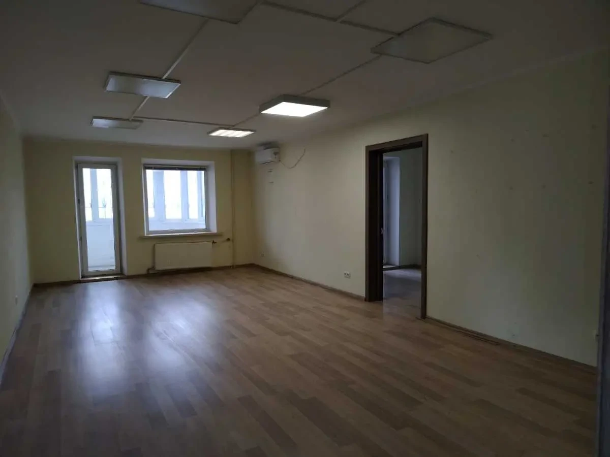 офісне приміщення Київ, Дніпровський, Георгія Тороповського 37 4