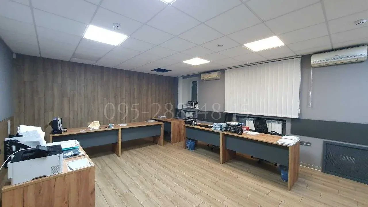 офісне приміщення Київ, Печерський, Лесі Українки 10а 14