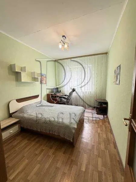 2-к квартира Броварський, Бровари, Чорних Запорожців вулиця 57 6