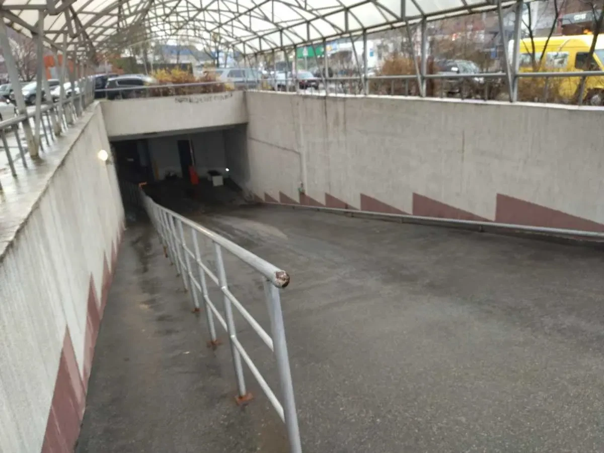 підземний паркінг Київ, Дарницький, Олександра Мишуги 8 5