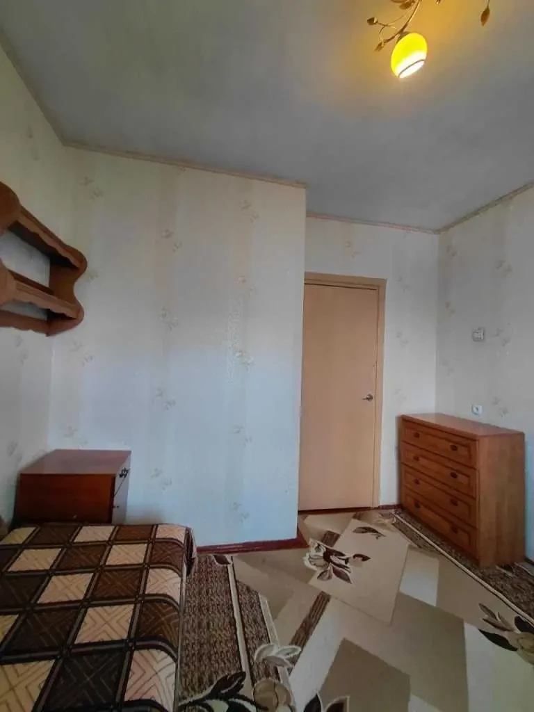 3-к квартира Луцьк, Відродження 49 8