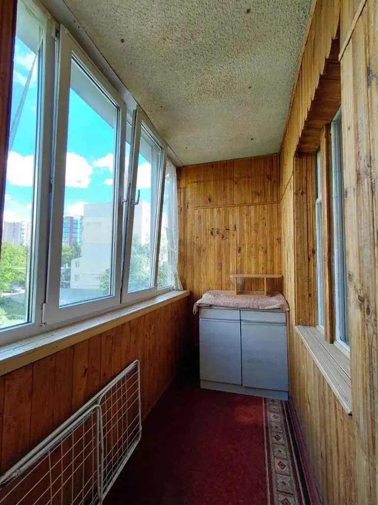 3-к квартира Луцьк, Відродження 49 13