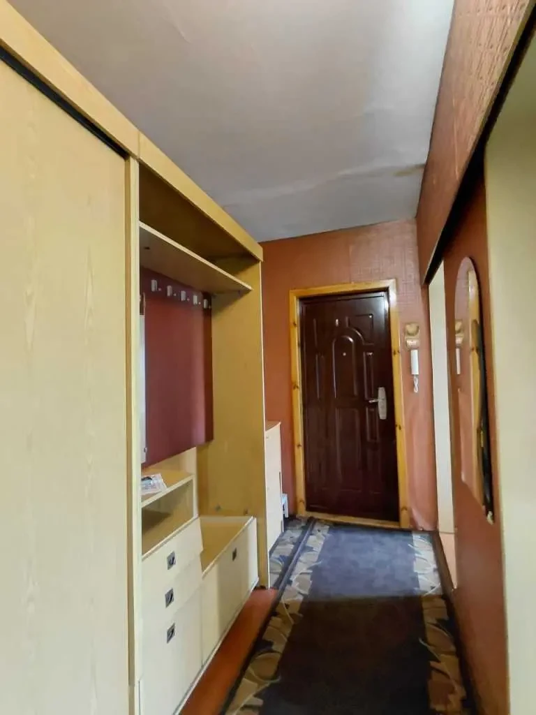 3-к квартира Луцьк, Відродження 49 18