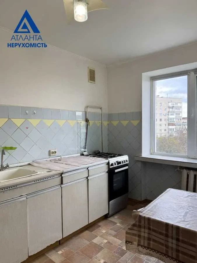 3-к квартира Луцьк, Молоді 16