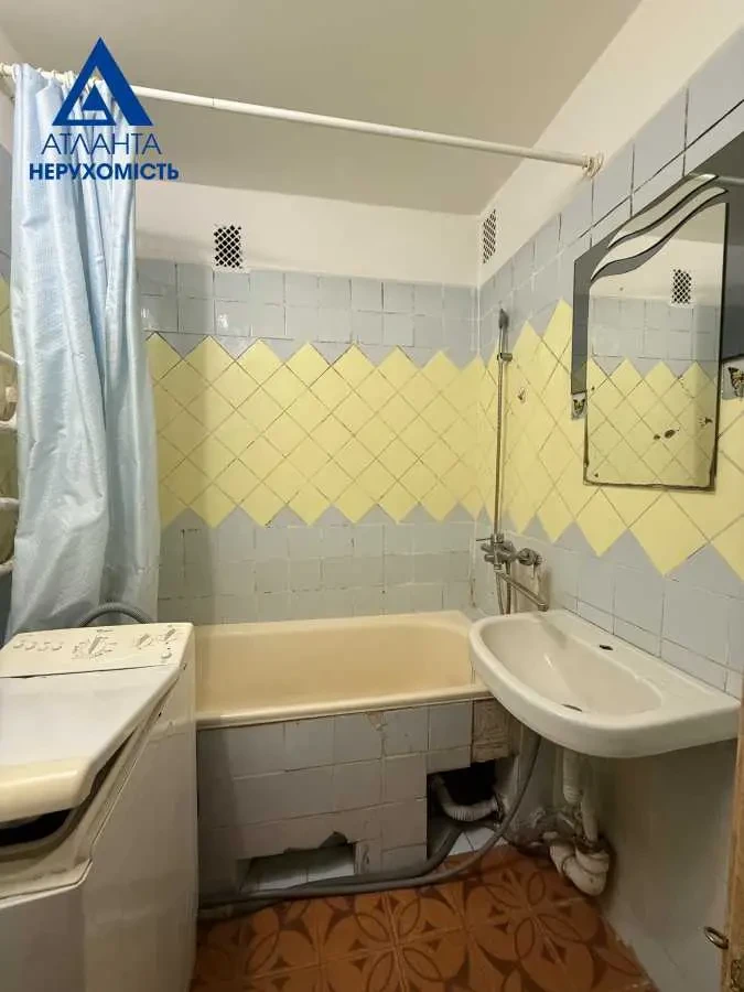 3-к квартира Луцьк, Молоді 17