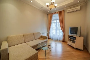 2-к квартира Київ, Печерський, Хрещатик 21
