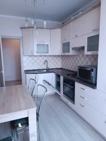 2-к квартира Бучанський, Петропавлівська Борщагівка, Фізкультурна 25