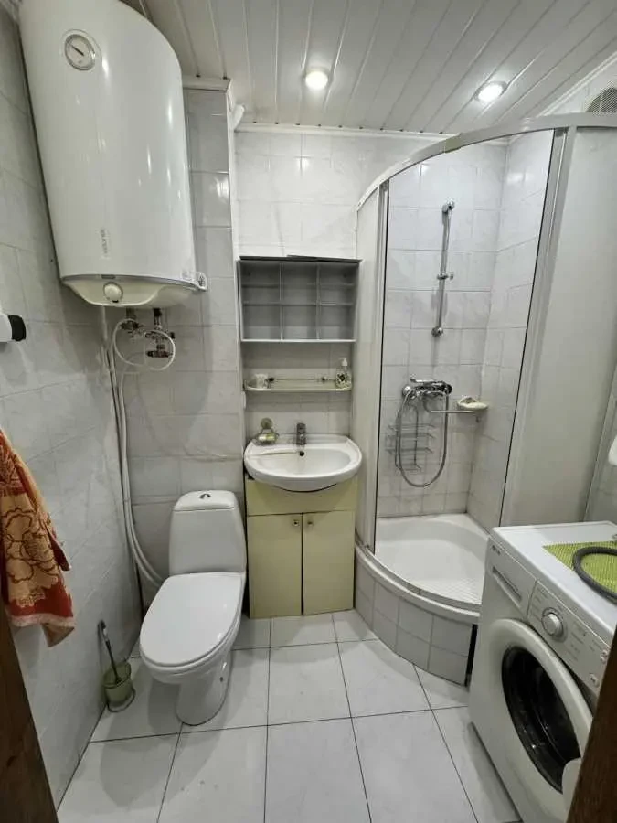 2-к квартира Київ, Дніпровський, Райдужна 3б 9