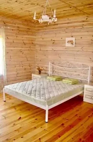 6-к будинок Броварський, Літки, Незалежности 2