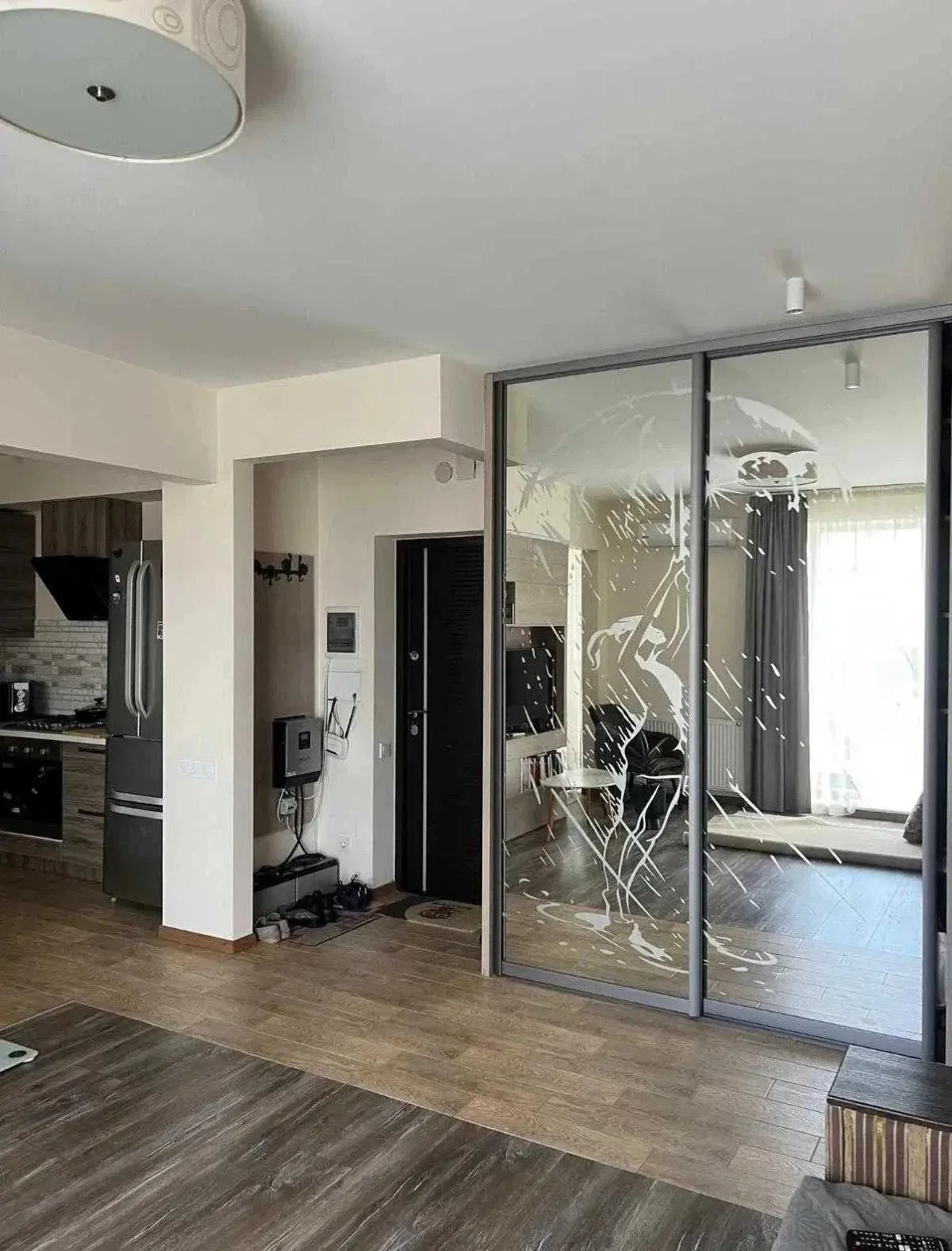 Продаж 2-кім квартири з РЕМОНТОМ 68/53/15м Винники Винна Гора 109999$ 2