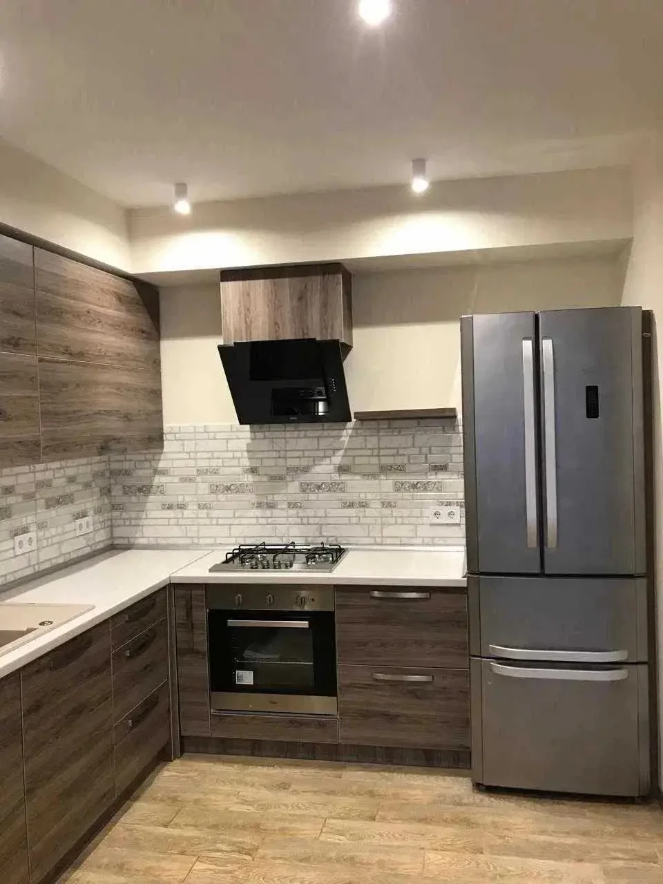 Продаж 2-кім квартири з РЕМОНТОМ 68/53/15м Винники Винна Гора 109999$ 9