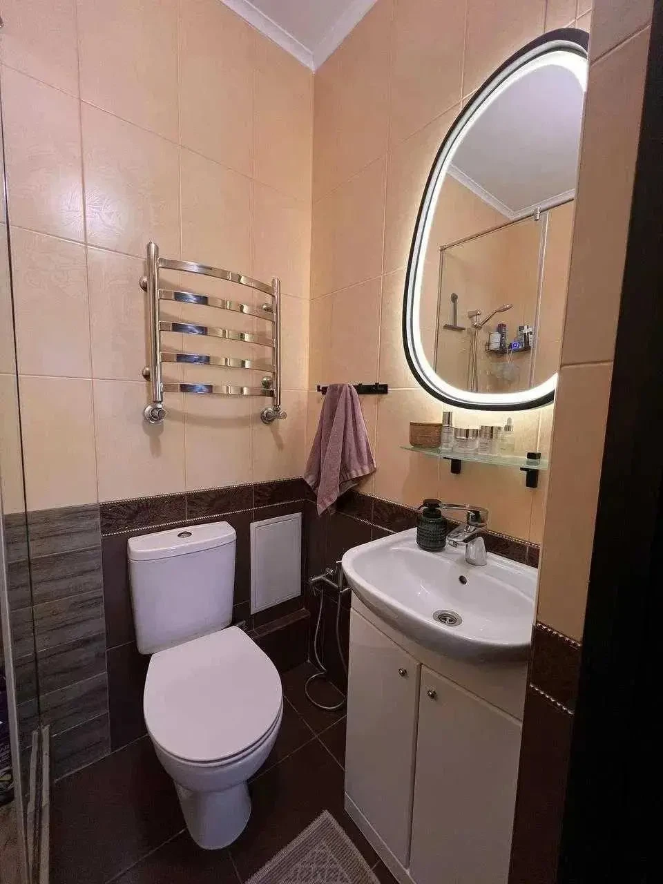 Продаж 5-кім квартири ДВОРІВНЕВА 137 м.кв. Винники вул Івасюка 168000$ 10