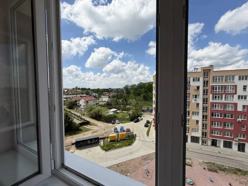 Продаж 2 кімн квартира 75 м. кв. Дубляни, вул. В. Великого 117000$ 7