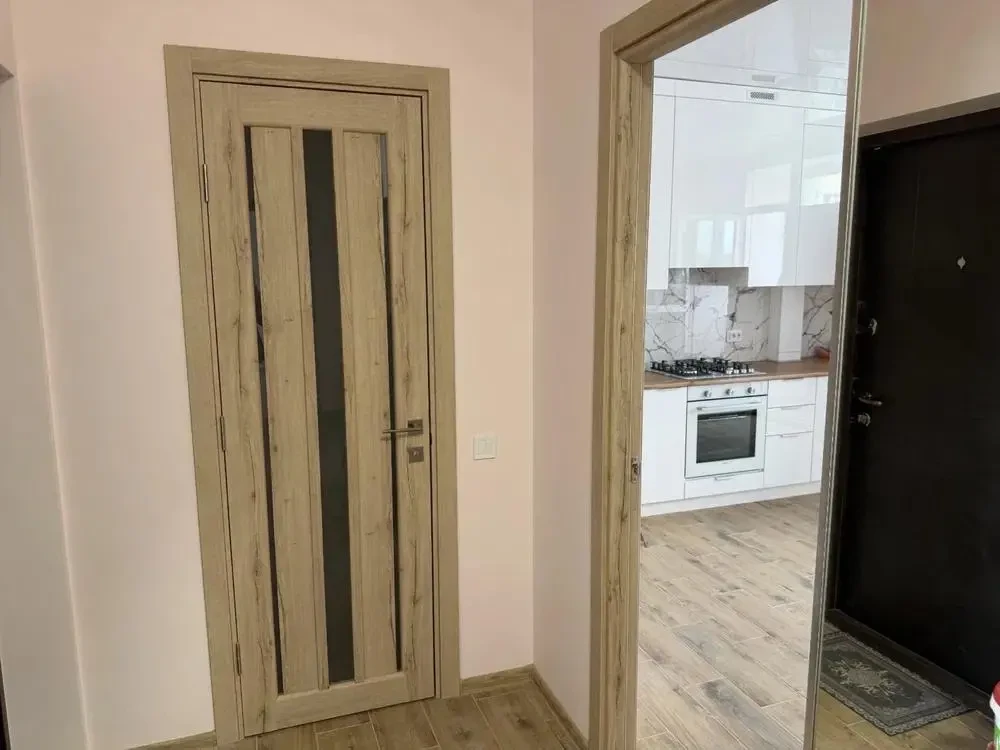 Продаж 2 кімн квартира 75 м. кв. Дубляни, вул. В. Великого 117000$ 10