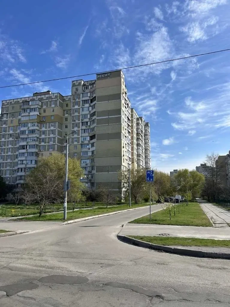 3-к квартира Київ, Дарницький, Ревуцького 13 24