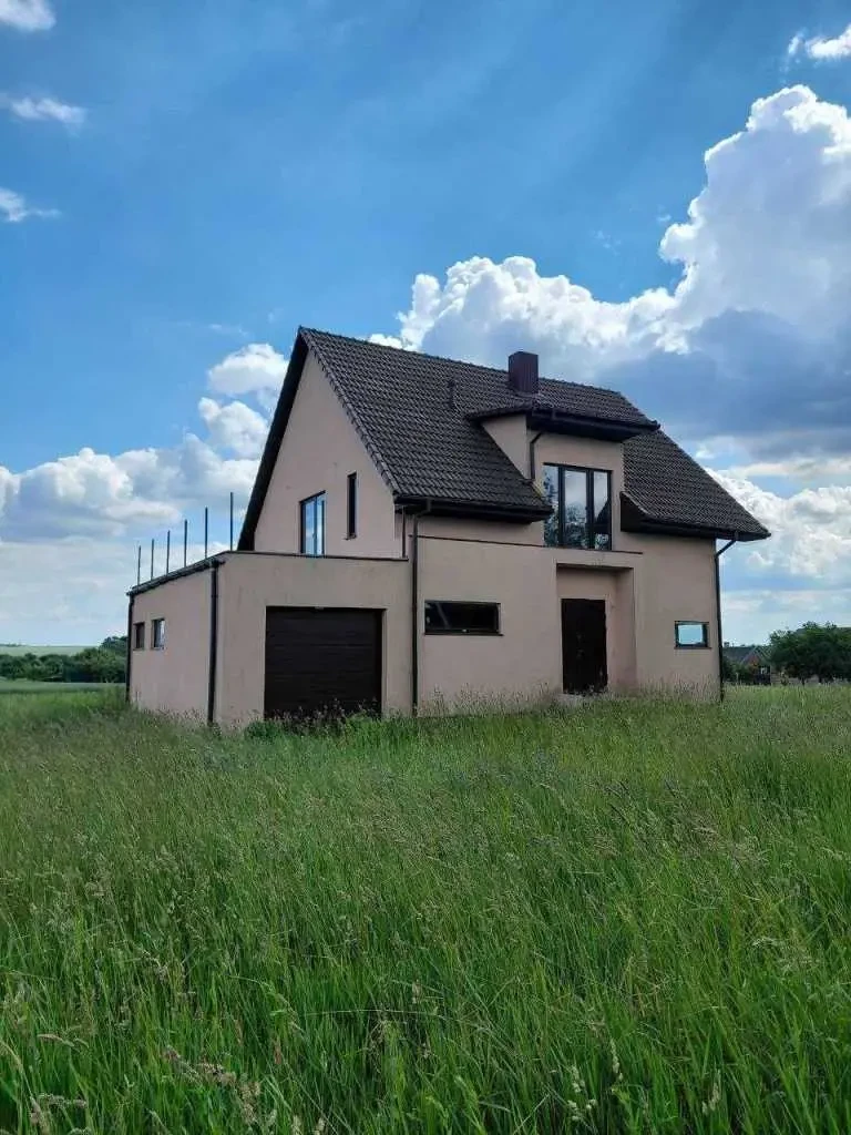 4-к будинок Луцьк, Гаразджа, пров. Андріївський 4