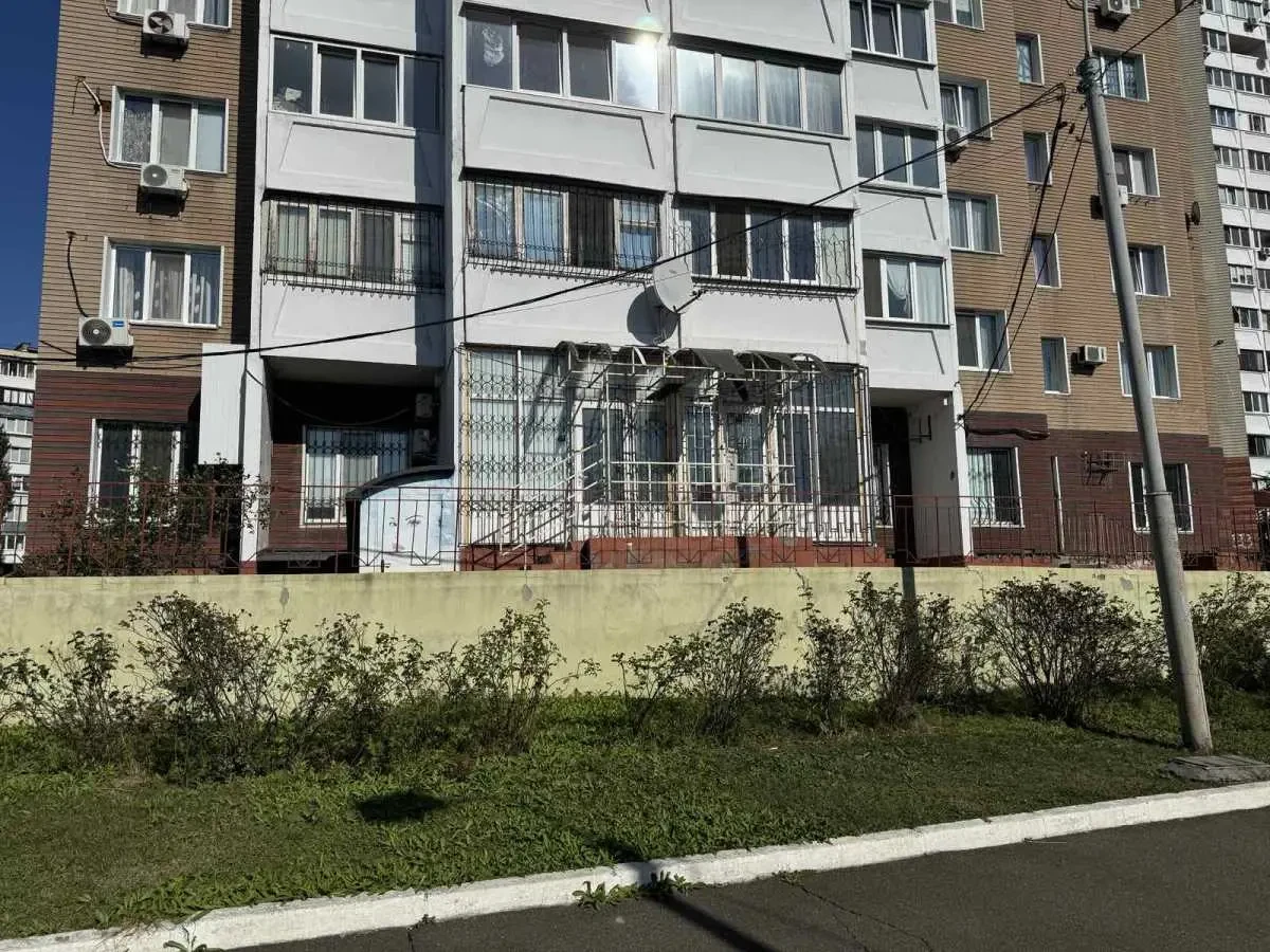 торгові площі Київ, Дарницький, Харківське 56 9