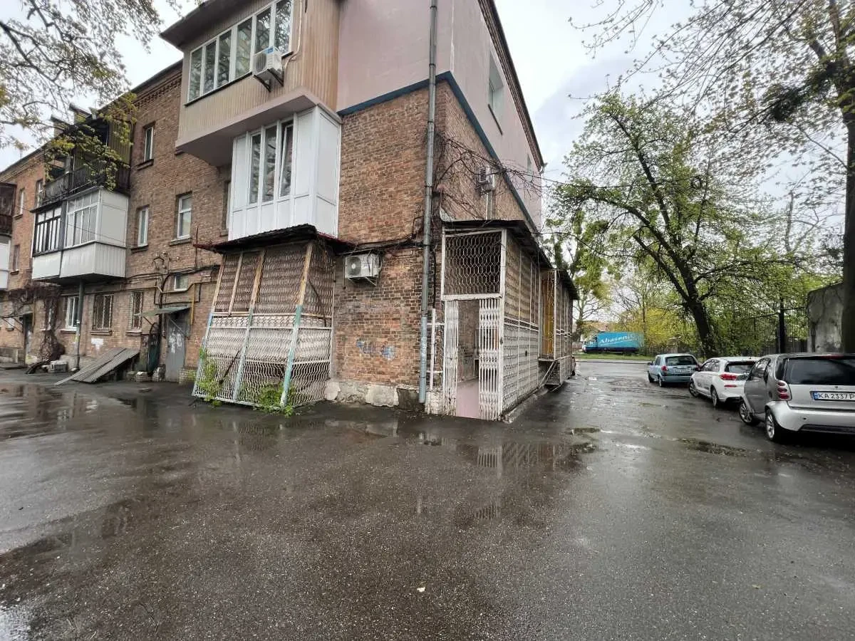 офісне приміщення Київ, Святошинський, Святошинська 18 9